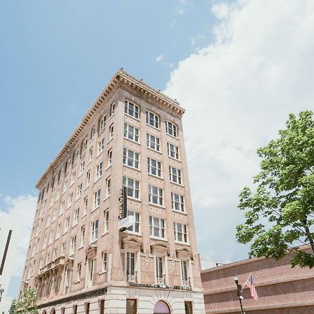 The Esquire Hotel Downtown Gastonia, Ascend Hotel Collection Екстериор снимка