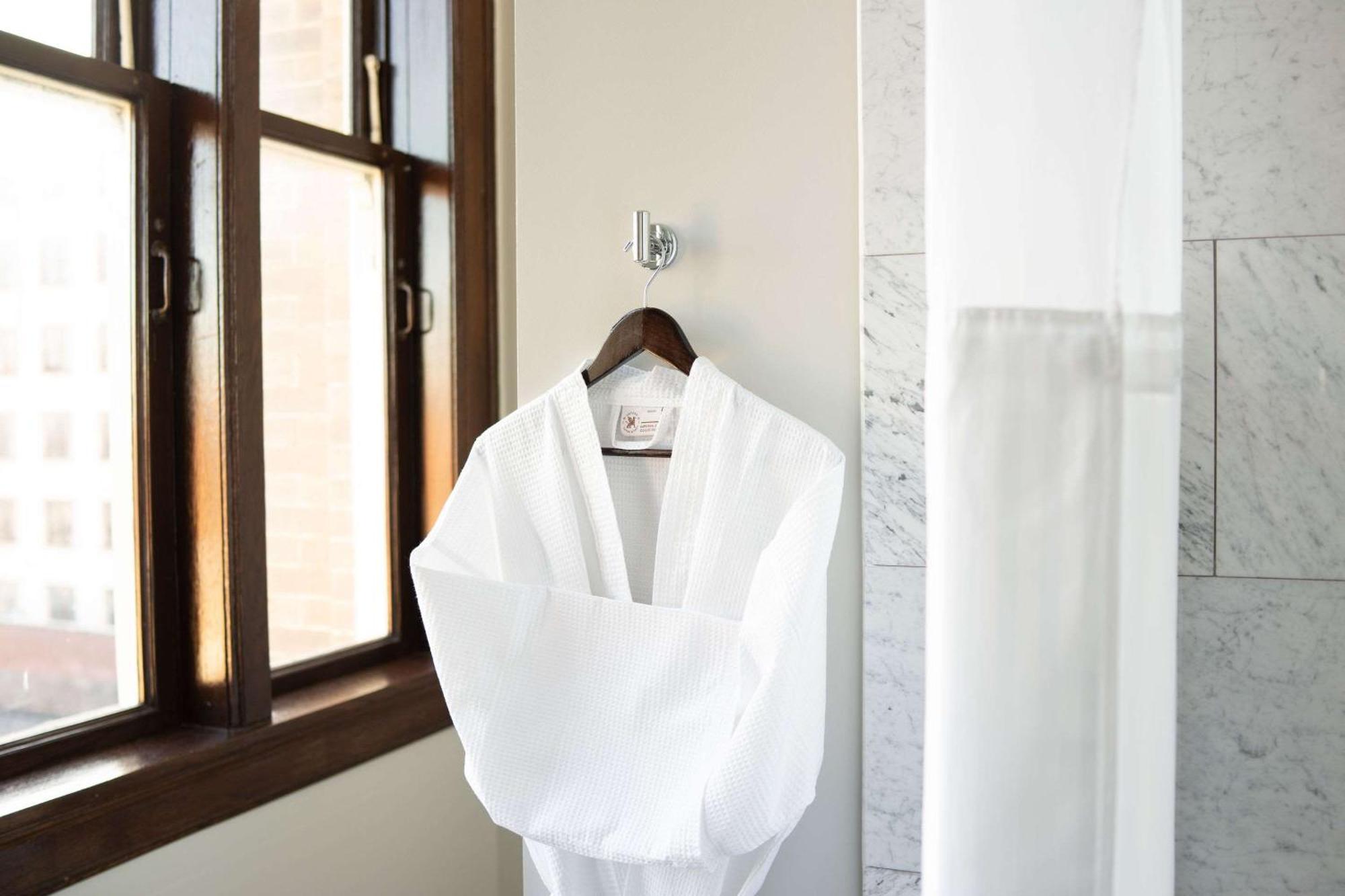 The Esquire Hotel Downtown Gastonia, Ascend Hotel Collection Екстериор снимка