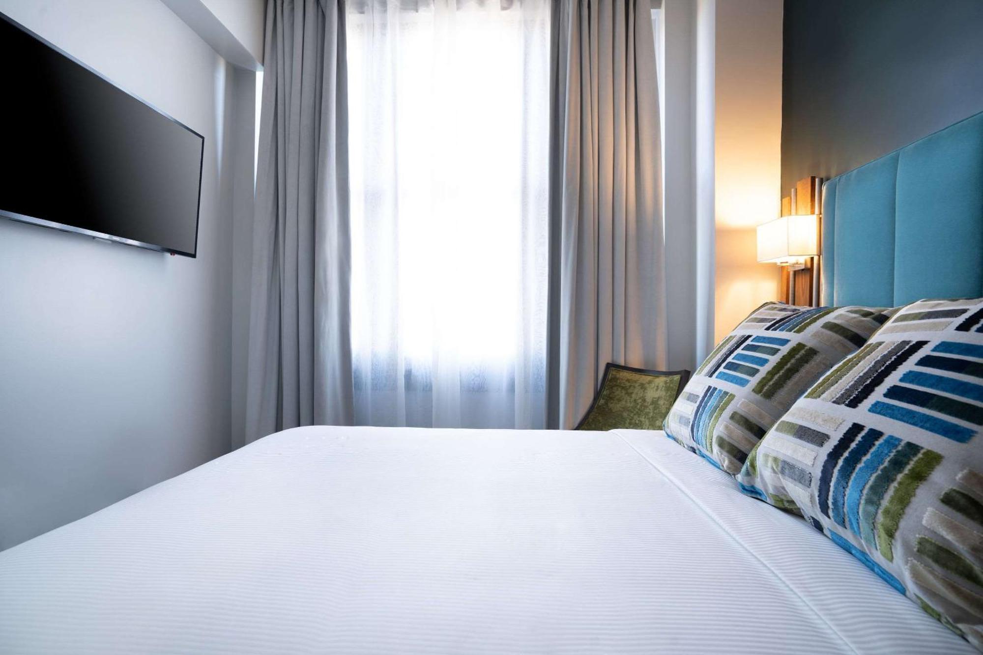 The Esquire Hotel Downtown Gastonia, Ascend Hotel Collection Екстериор снимка