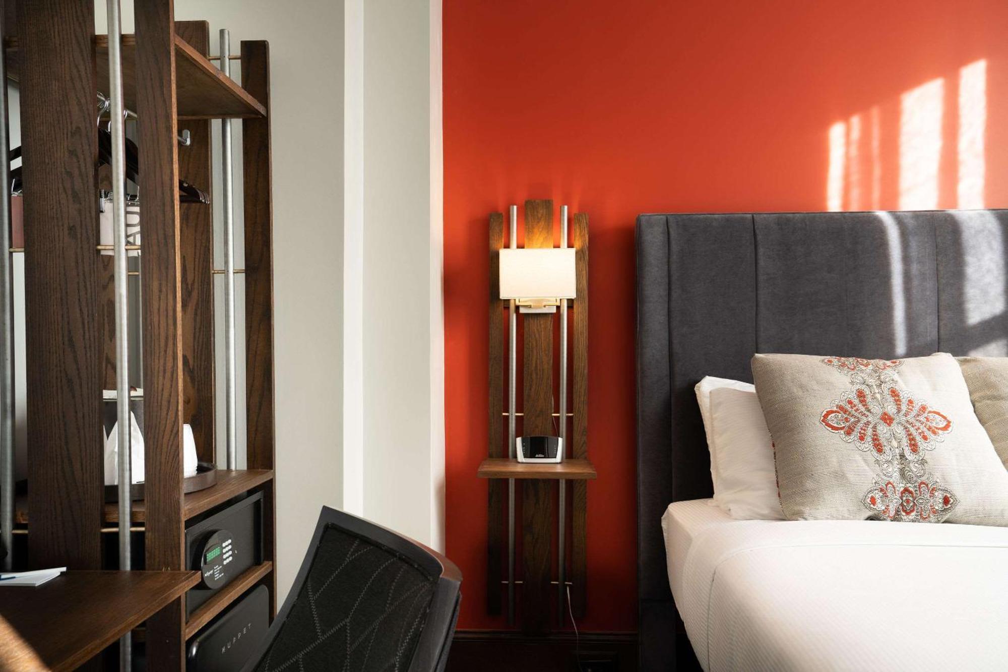 The Esquire Hotel Downtown Gastonia, Ascend Hotel Collection Екстериор снимка